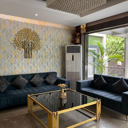 Hotel Royal Livin Varanasi Luaran gambar