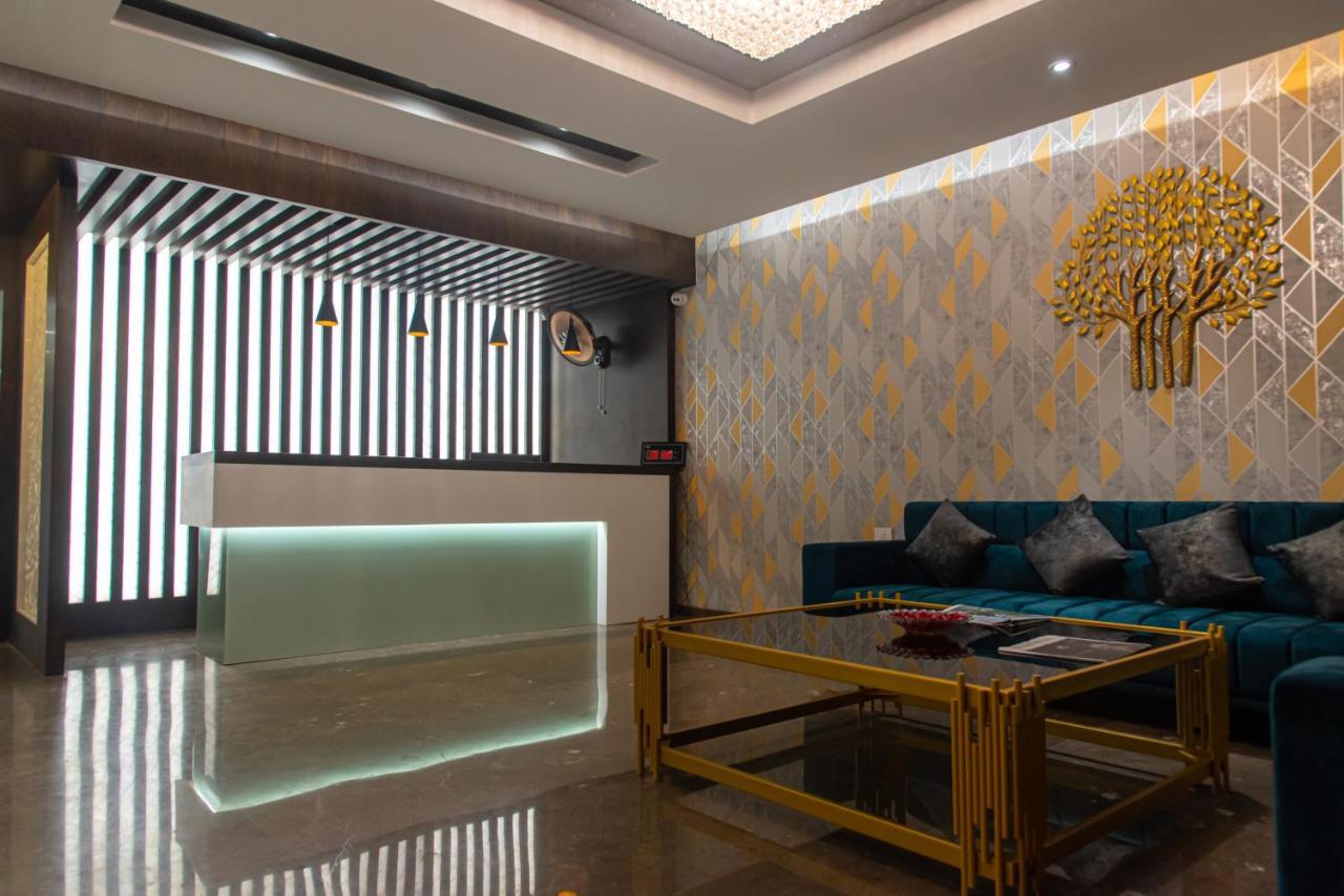 Hotel Royal Livin Varanasi Luaran gambar