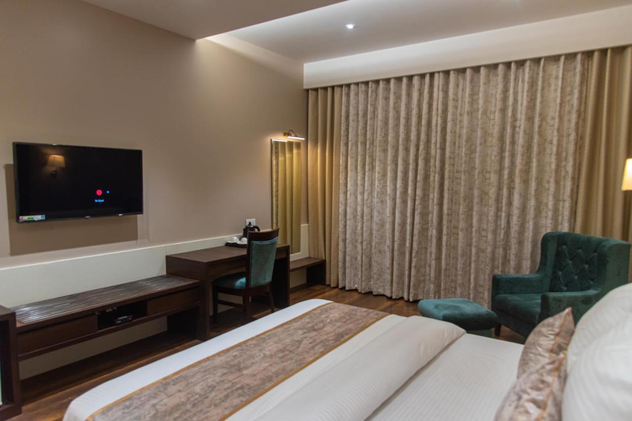 Hotel Royal Livin Varanasi Luaran gambar