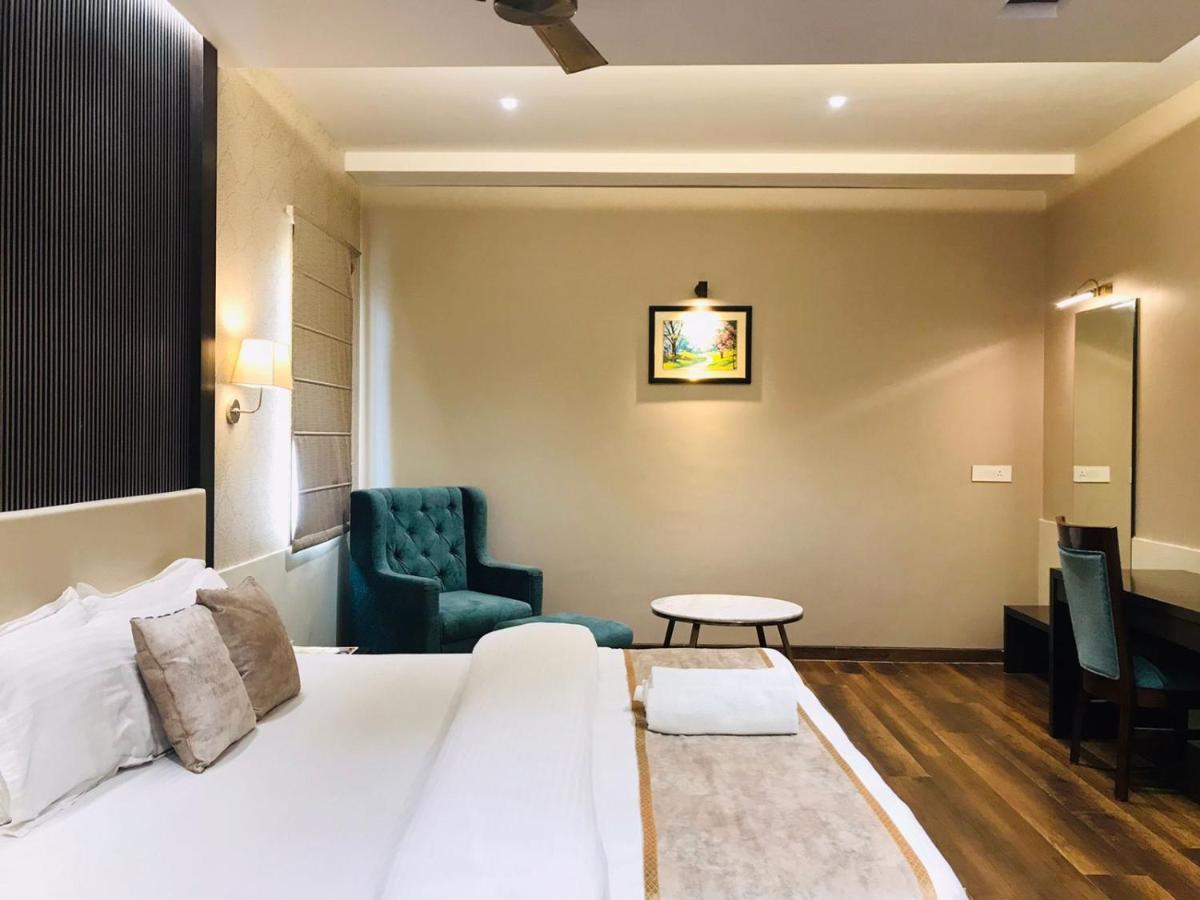 Hotel Royal Livin Varanasi Luaran gambar