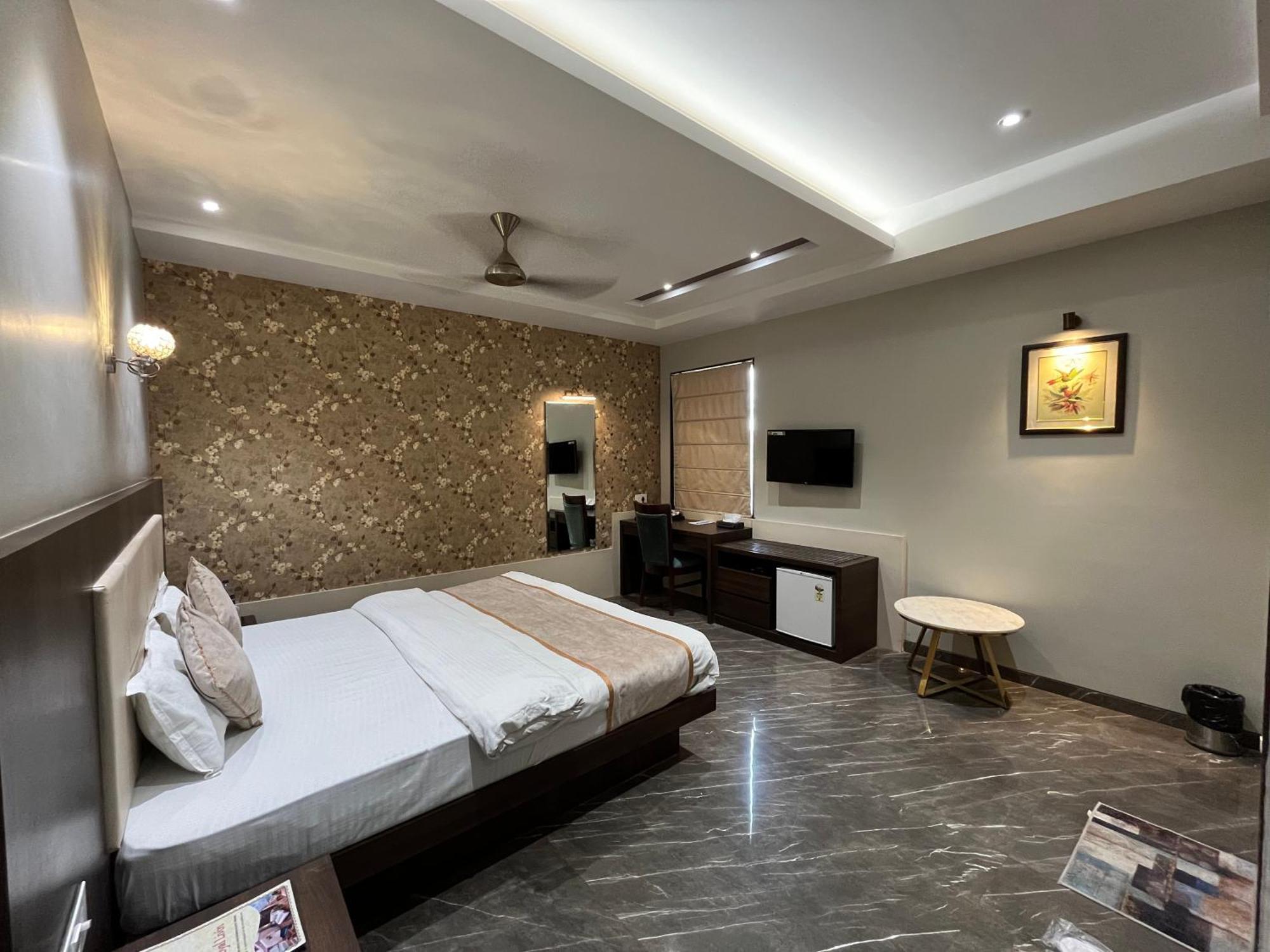 Hotel Royal Livin Varanasi Luaran gambar